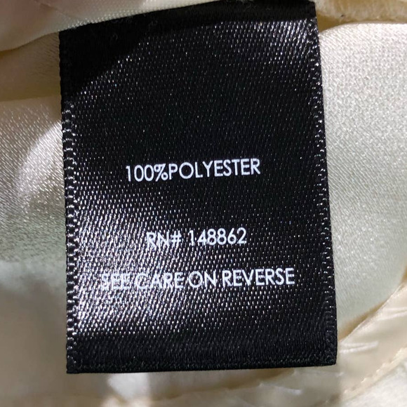 Torrid Blazer 1X Cream Crepe Cutaway Whisper White Open Front Career Pockets - Picture 15 of 16